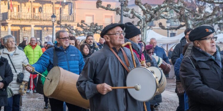 La Ronda de Azuqueca Gana el XXXV Certamen de Rondas de Torija: Éxito Histórico en la Edición Navideña