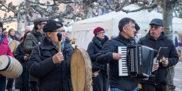 La Ronda de Azuqueca Gana el XXXV Certamen de Rondas de Torija: Éxito Histórico en la Edición Navideña