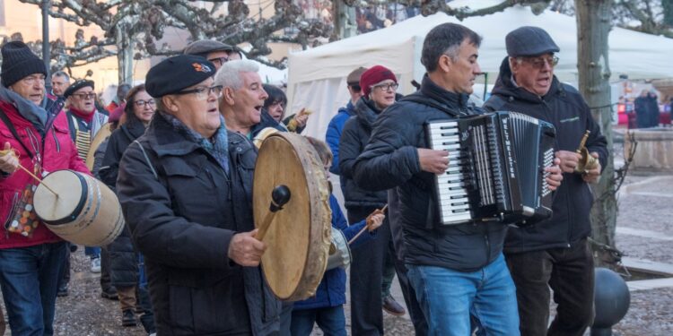 La Ronda de Azuqueca Gana el XXXV Certamen de Rondas de Torija: Éxito Histórico en la Edición Navideña
