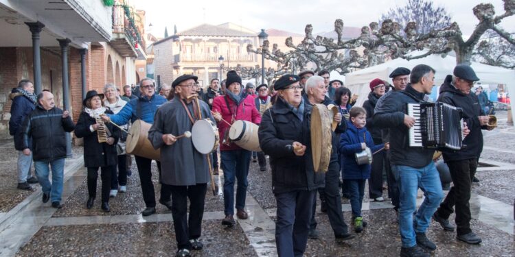 La Ronda de Azuqueca Gana el XXXV Certamen de Rondas de Torija: Éxito Histórico en la Edición Navideña