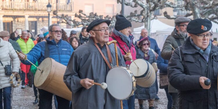 La Ronda de Azuqueca Gana el XXXV Certamen de Rondas de Torija: Éxito Histórico en la Edición Navideña