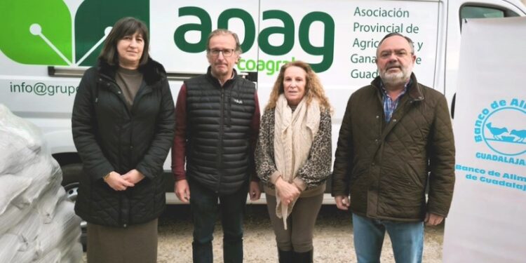 APAG dona 1.000 kilos de garbanzos al Banco de Alimentos de Guadalajara para apoyar a familias vulnerables