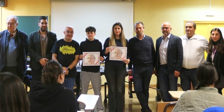 Aitor Pérez y Ainhoa Lanchas, ganadores del VIII Concurso de Poesía Joven “Fernando Borlán” en Guadalajara