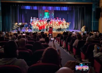 Cabanillas del Campo cierra sus actuaciones de Navidad con música polifónica de la Escuela Municipal de Música y Danza