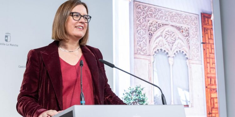 Castilla-La Mancha destina 18,2 millones para la atención a mayores en municipios pequeños en 2026