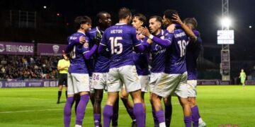 El Deportivo Guadalajara logra su primera victoria en 10 jornadas frente a Osasuna B (1-0) y cierra una semana perfecta