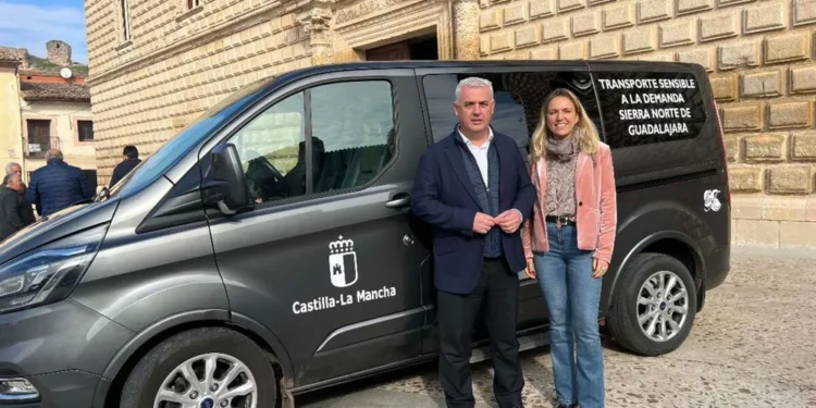 ADEL Sierra Norte: El Transporte Sensible a la Demanda revoluciona la movilidad rural con más de 25.600 billetes vendidos