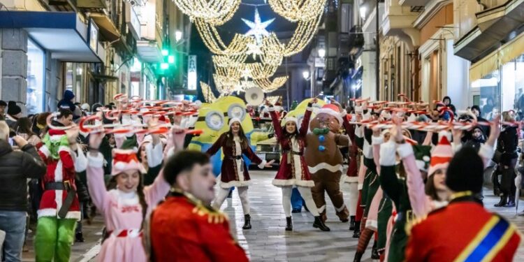 Gran Desfile de Papá Noel en Guadalajara: Música, Color y Magia Navideña