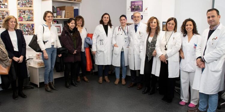 Hospital Universitario de Guadalajara lidera la innovación en hemodiálisis con un sistema automatizado que reduce plásticos y mejora la seguridad