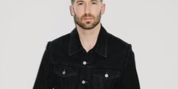 Juan Carlos Pajares se lleva el Premio Juventud Empresarial 2025 junto a Beatriz Caballero y Víctor Sánchez. ¡Un reconocimiento al talento joven de Guadalajara!