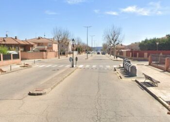 Trágico accidente de tráfico en Villanueva de la Torre: Muere un hombre tras colisionar con una farola