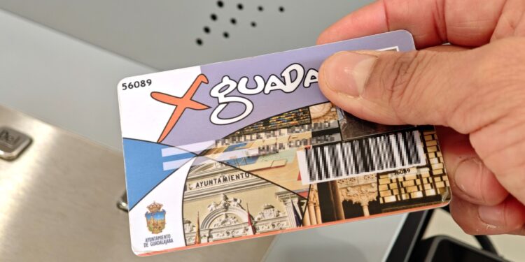 Comienza la entrega de las nuevas tarjetas XGuada a usuarios con tarjeta provisional y nuevos solicitantes en Guadalajara