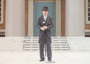 El 'sheriff de Harvard' imparte una conferencia sobre liderazgo y servicio público en la Universidad de Alcalá