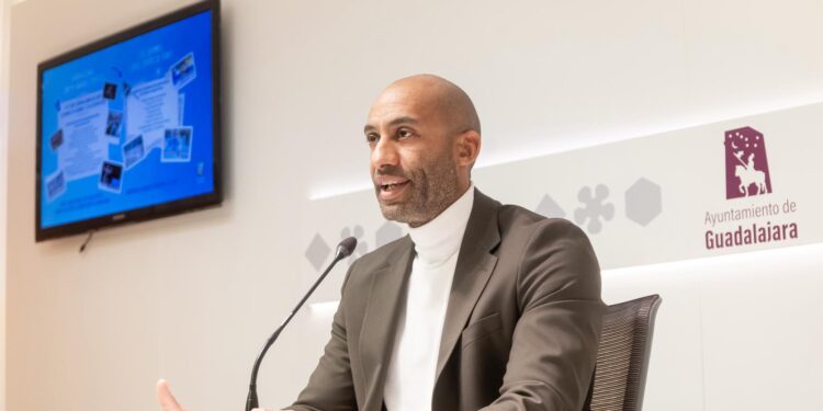 Armengol Engonga declara 2025 “el año de la juventud” con más del 90% de participación joven en el deporte de Guadalajara