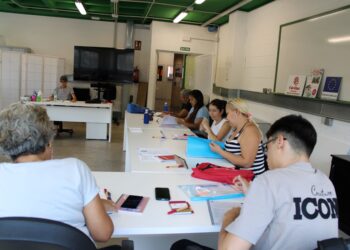 Nuevo curso de limpieza de Cáritas en Guadalajara orientado a la inserción laboral