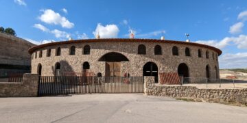 La Audiencia Provincial anula la orden de demolición de la plaza de toros de Almoguera