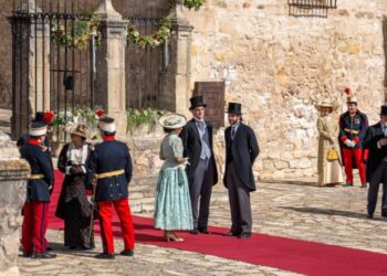 La Promesa elige Cogolludo para rodar una escena clave de la serie en la iglesia de Santa María