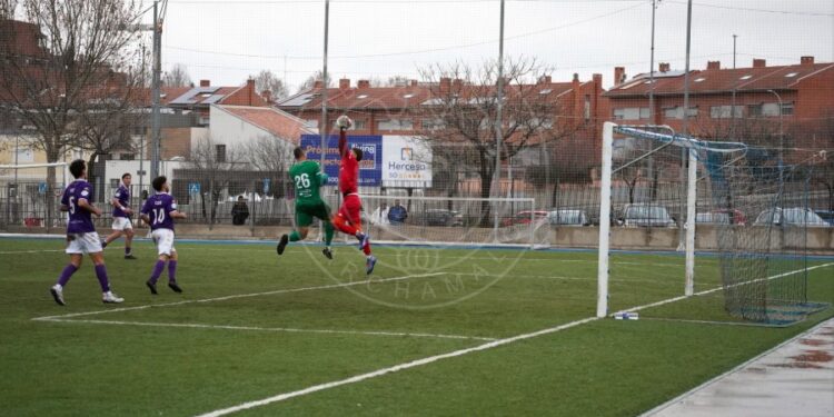 Un gol en los últimos minutos decide el derbi provincial entre el CD Guadalajara y el CD Marchamalo