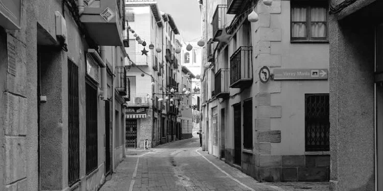 La España vaciada se sostiene con café y llave en mano