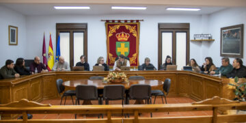 Marchamalo recibe una oferta para construir entre 60 y 80 viviendas protegidas en suelo municipal