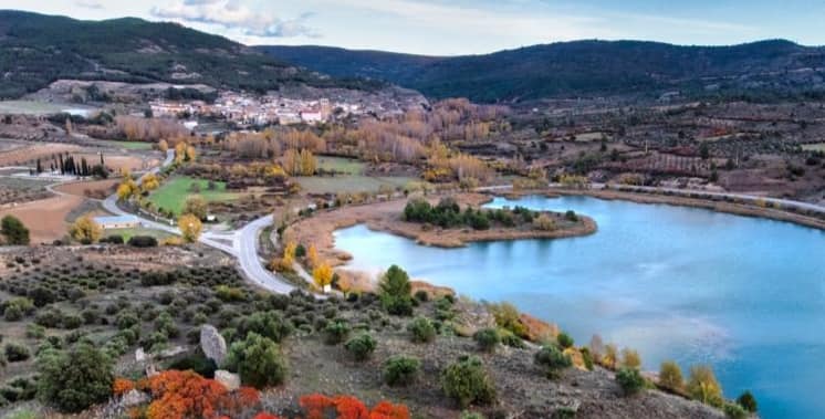 Pareja aprueba la construcción de la pasarela ciclopeatonal de acceso al azud