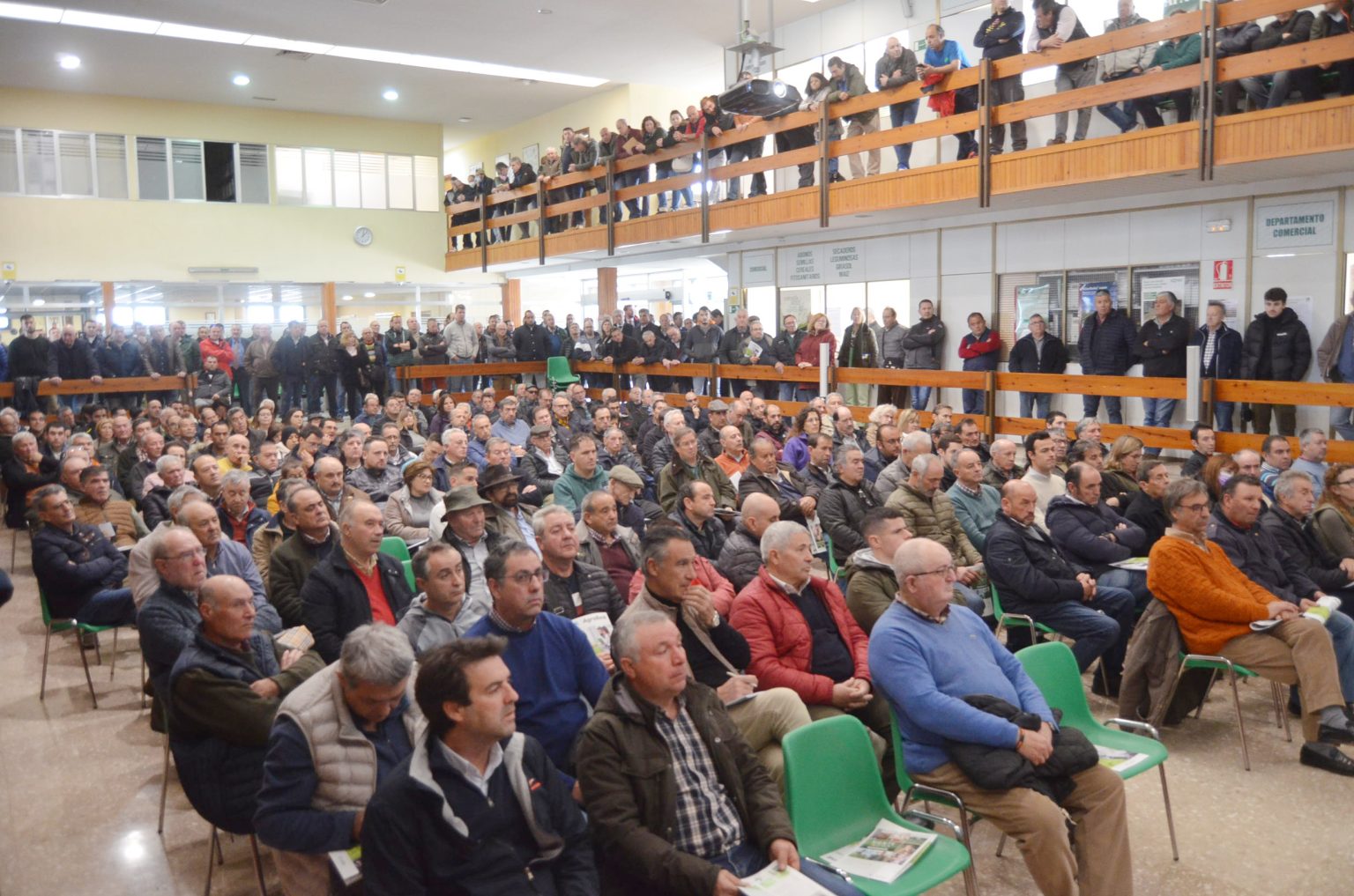 APAG explica los detalles de una PAC complicada y con gran carga burocrática