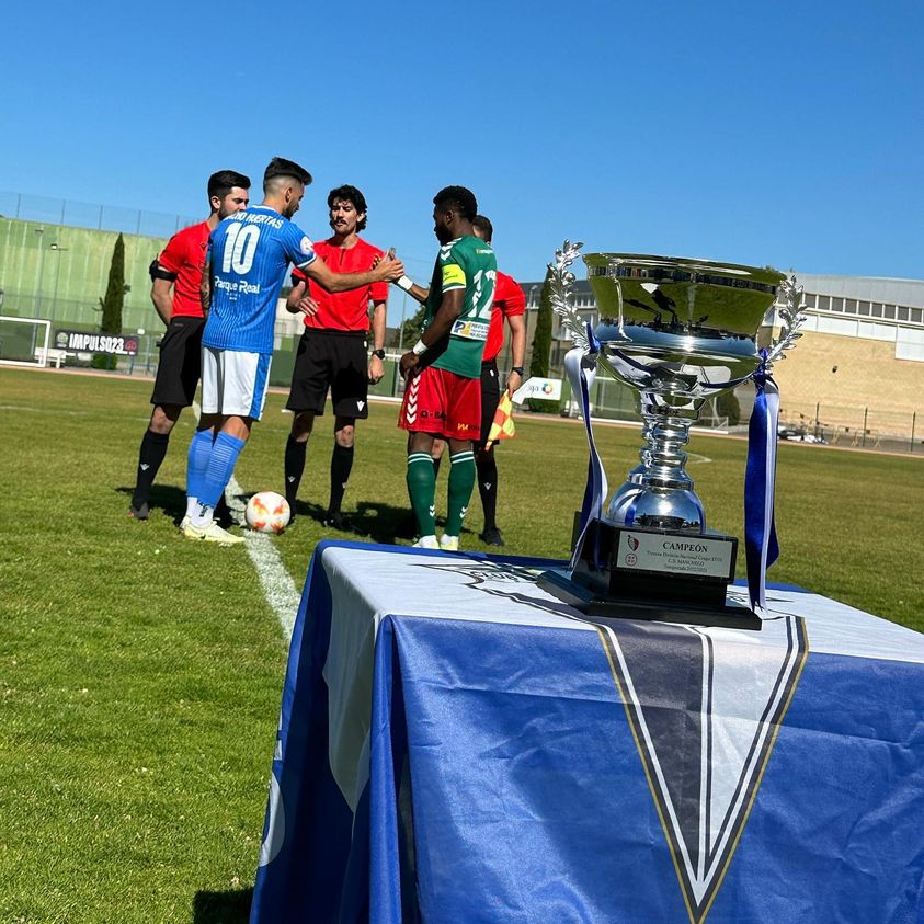 Derrota del CD Marchamalo ante el líder de la competición 