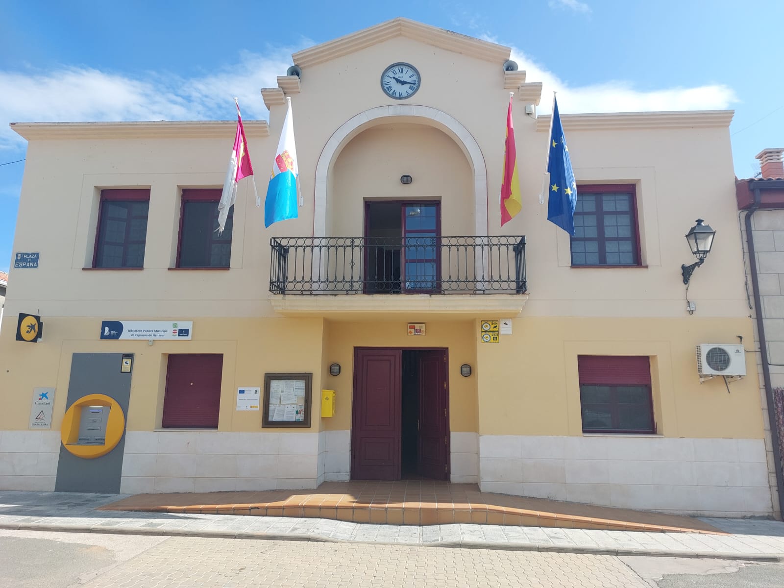 Espinosa de Henares celebra la aprobación de su nueva bandera 