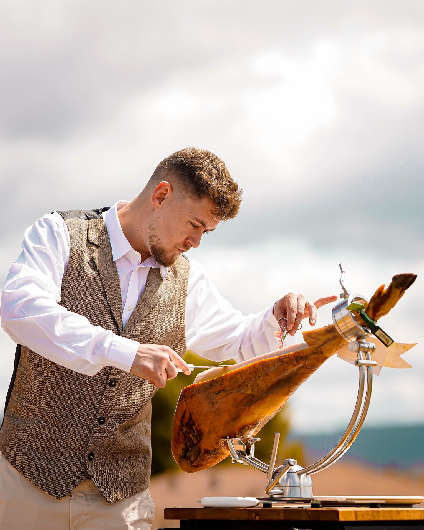 victor sanchego cortador de Jamon