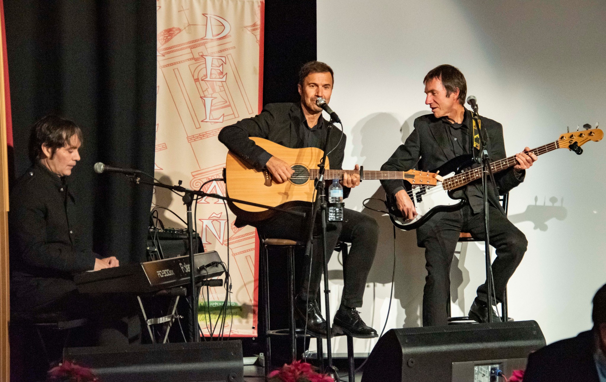 Emotiva Gala en el Ateneo Arriaca: Cinco Destacadas Personalidades de Marchamalo Reciben el Prestigioso Premio 'Gallardo del Año