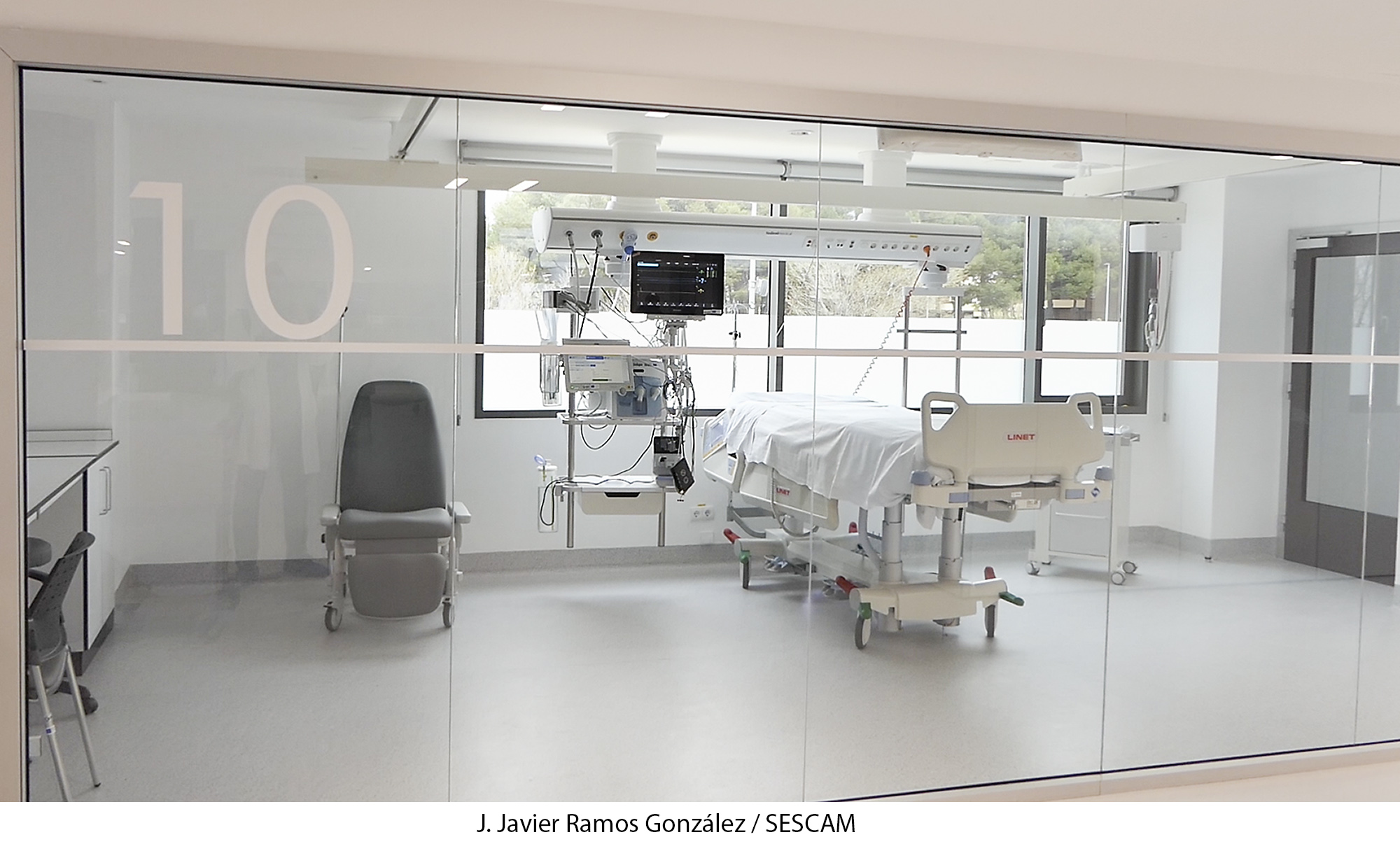 Traslado Exitoso de la Unidad de Cuidados Intensivos al Hospital Universitario de Guadalajara