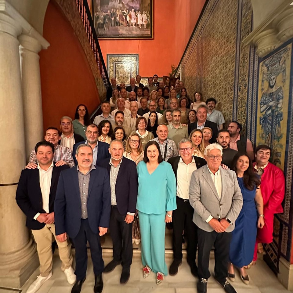 El Alcalde de Brihuega impulsa innovación rural en Asamblea de Desarrollo Rural en Sevilla