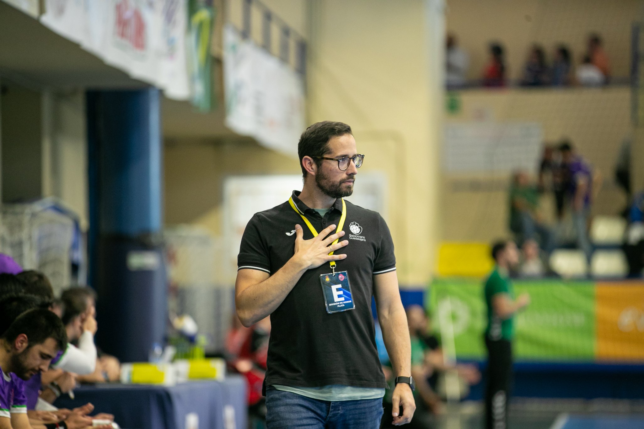 BM Guadalajara Celebra su Ascenso y Despide a una Leyenda en una Fiesta Emotiva en el David Santamaría