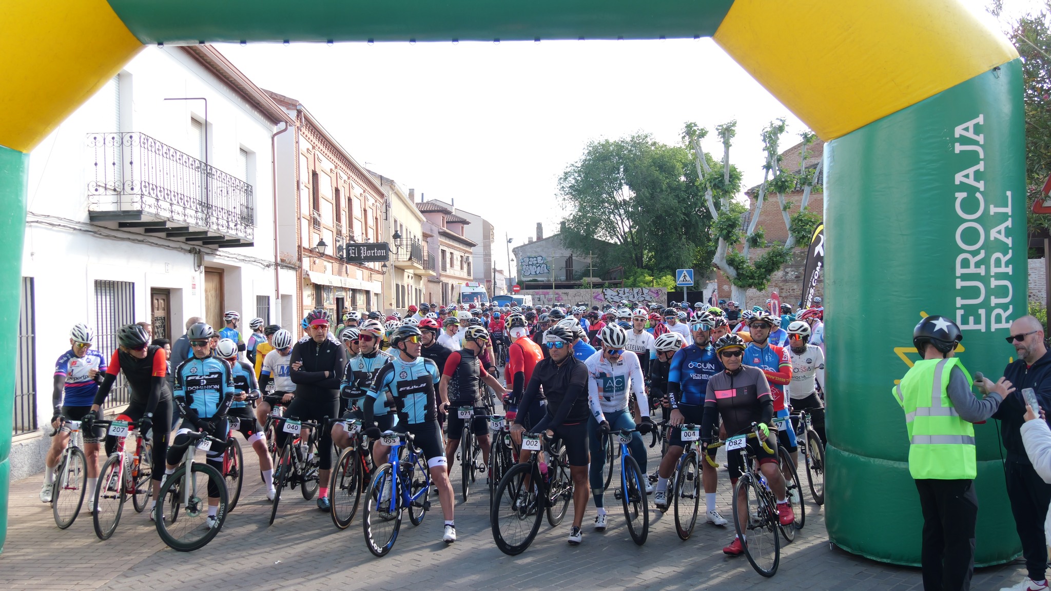 Marcha Cicloturista Juan Carlos Martín: Emotiva Tercera Edición con Más de 200 Participantes