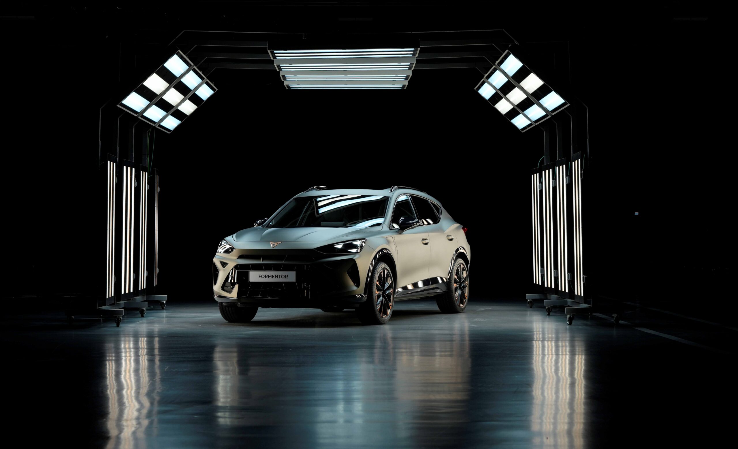 ¿Sabes que el CUPRA Formentor se produce en España? Descubre cómo en 40 segundos