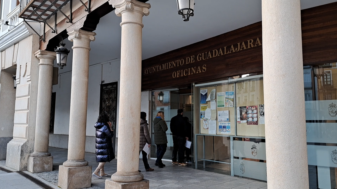 AIKE propone reducir el IBI en 2025 para ajustar el presupuesto de Guadalajara y evitar el desequilibrio económico