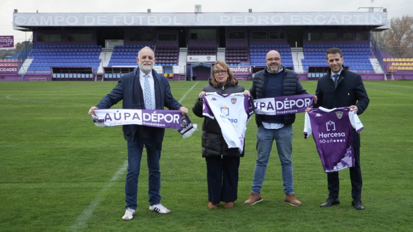 C.D. Guadalajara Recibe 40.000 Euros del Gobierno Regional para Promover el Turismo de Castilla-La Mancha