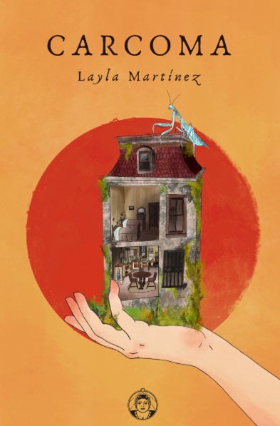 “Carcoma”, la aclamada primera novela de Layla Martínez