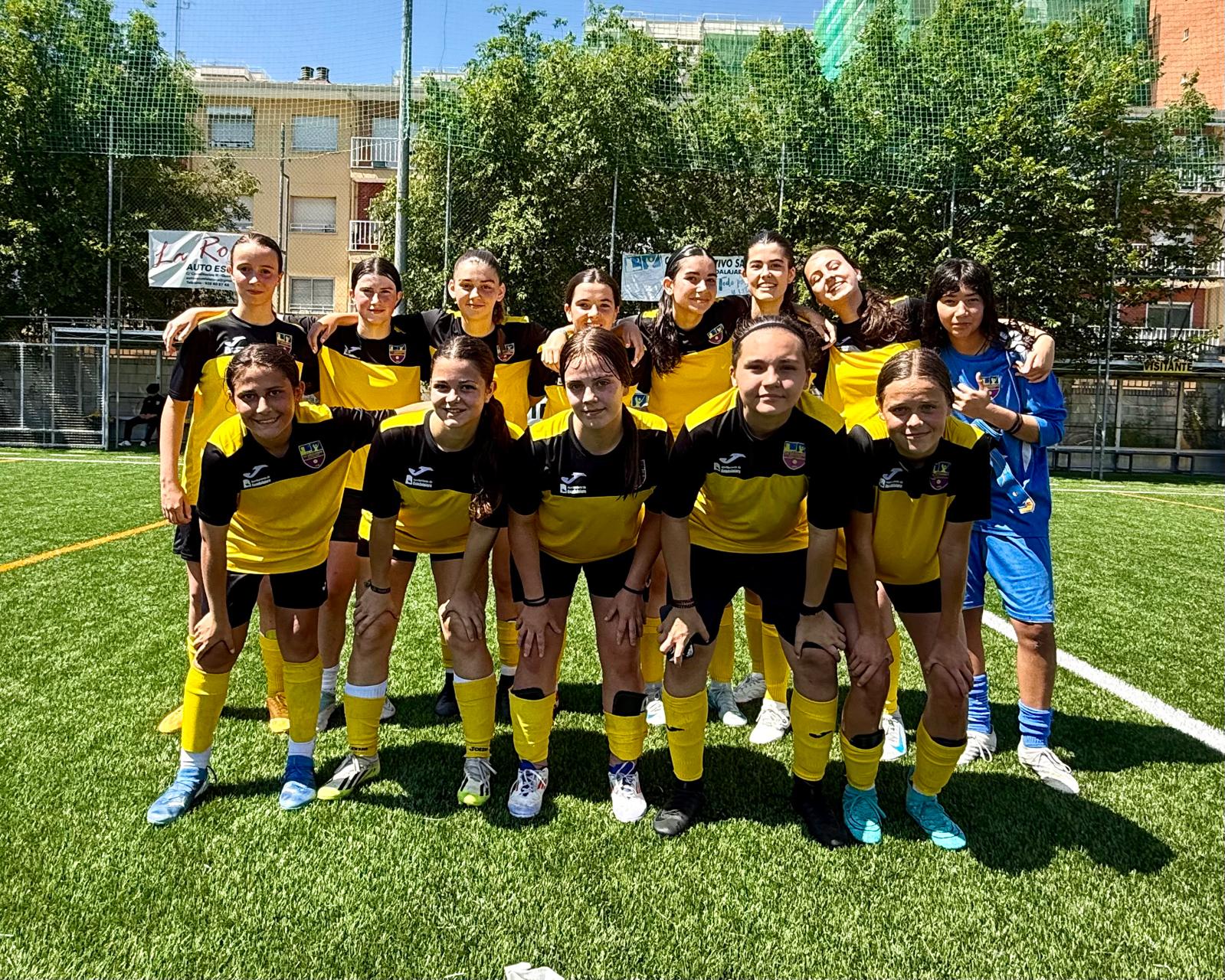 El CD Salesianos femenino logra su segundo título regional consecutivo