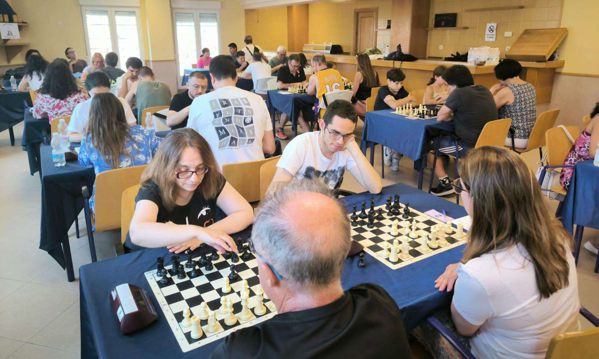 El nuevo club de ajedrez cabanillero debutó con éxito en la organización de torneos