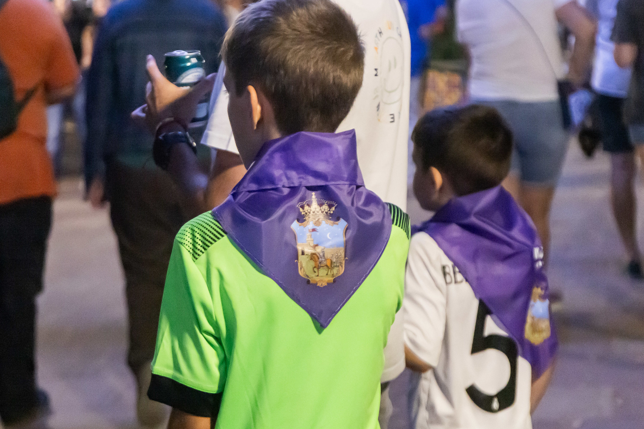 Ferias y Fiestas de Guadalajara 2025: encendido de luces, atracciones y pañuelos morados